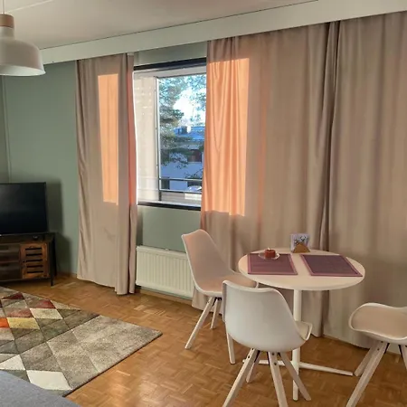Peaceful Flat Near Nature & City, Bus Connections To The Center & Scv! Daire Rovaniemi